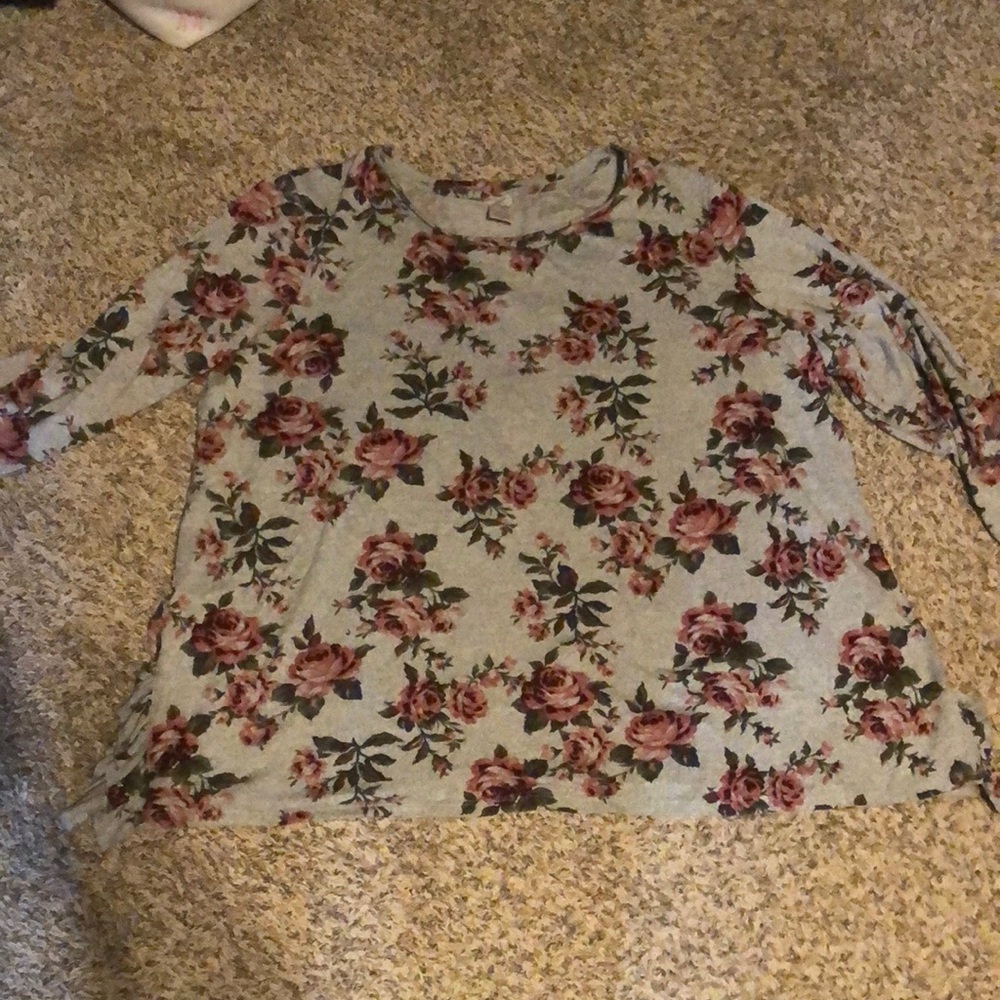 EUC Plus size floral sweater